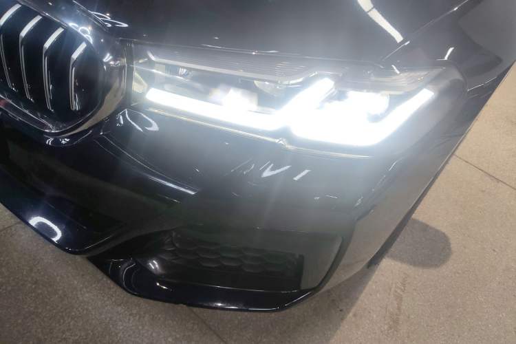 Used BMW 5 Series 2022 Second Facelift 525Li M Sport Package Left Front Headlight
