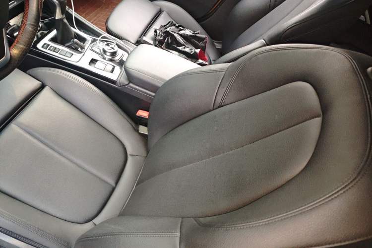 Used BMW 1 Series 2017 118i Design Package Model Left Front Seat