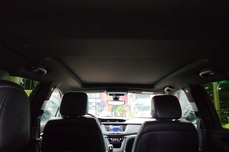 Used Cadillac XT5 2020 Revised Version 28T Luxury Edition Headliner