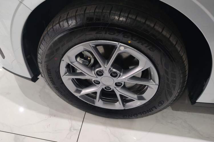 Used Geely Galaxy L6 2025 EM-i 60km Launch Edition