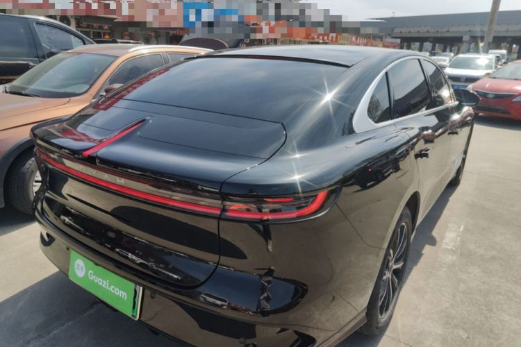 Used VOYAH PASSION 2024 PHEV Four-Wheel Drive Ultra-Long Range Executive Edition Rear Right 45 Deg