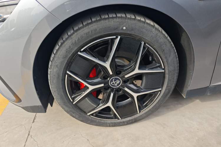 Used BYD Han 2022 EV Genesis Edition 715KM Front-Wheel-Drive Prestige Model