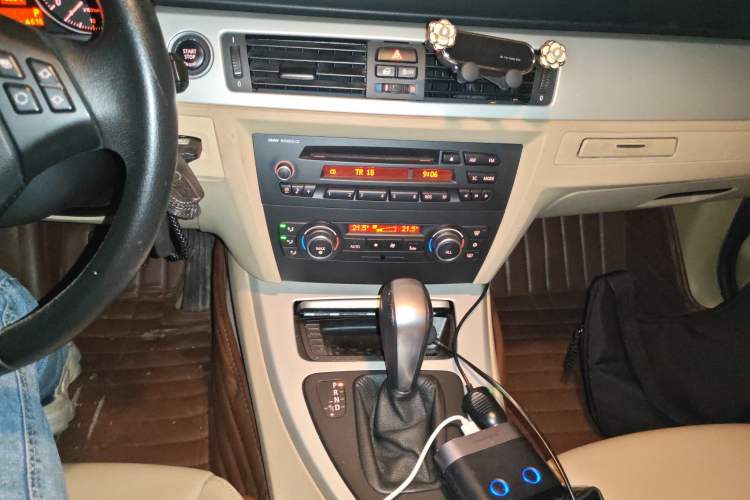 Used BMW 3 Series 2011 318i Leading Model