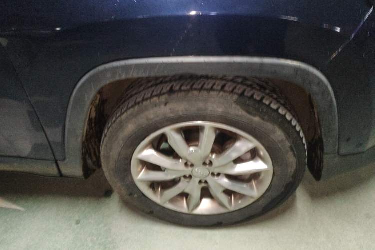 Used Jeep Cherokee 2016 2.4L Superior Edition