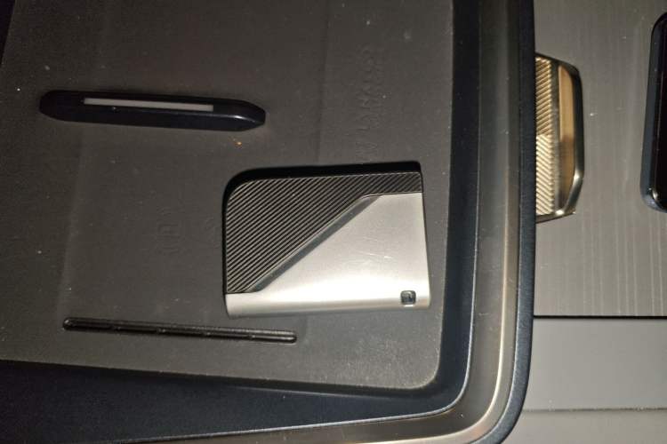 Used Lynk & Co 07 2024 EM-P 126 Long-Range Halo