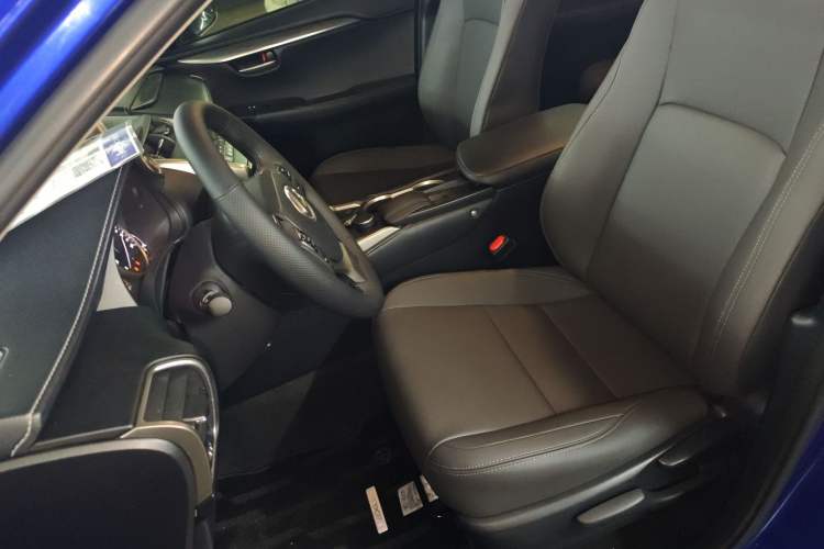 Used Lexus NX 2015 200 Front-Wheel Drive X-Trail SE Edition