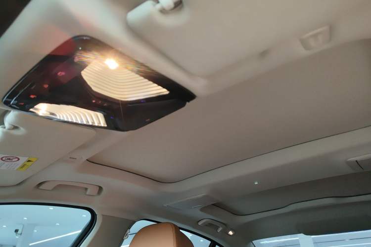 Used BMW 5 Series 2022 Updated 530Li Luxury Edition Premium Package