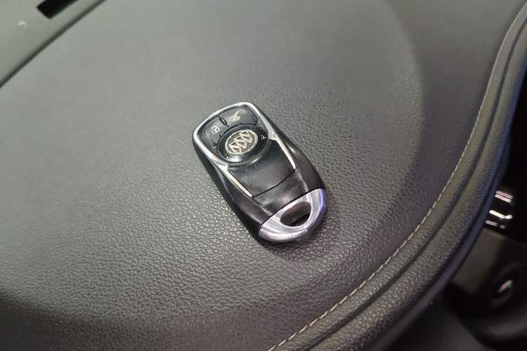 Used Buick Envision 2014 28T All-Wheel-Drive Versatile Sports Flagship Edition
