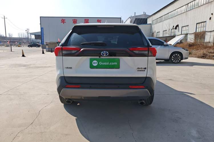 Used Toyota RAV4 2020 Dual-Engine 2.5L E-CVT Two-Wheel Drive Elite Edition