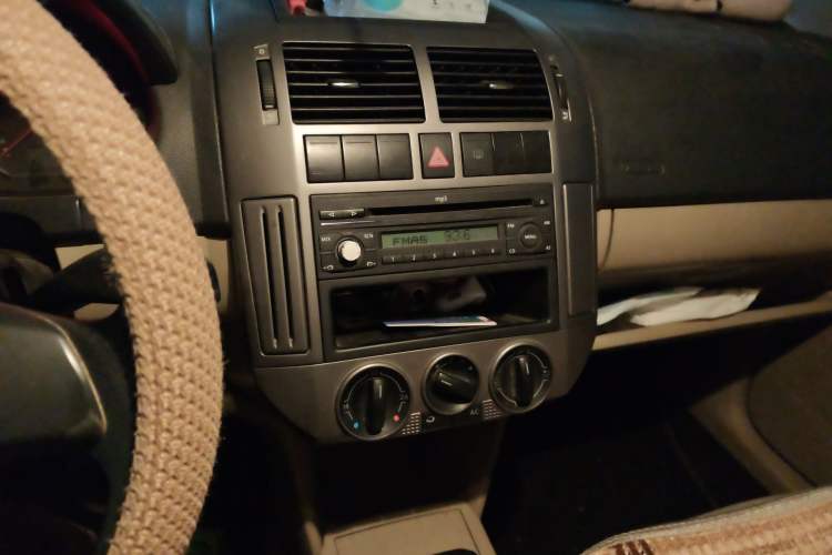 Used Volkswagen Polo 2011 Jingqu 1.6L Automatic Siku Edition