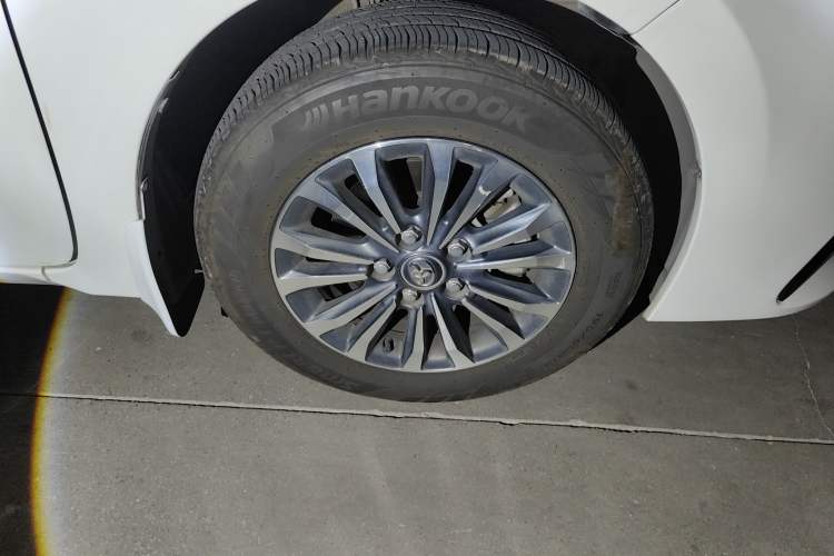 Used Toyota Corolla 2017 Revised Version 1.2T S-CVT GL