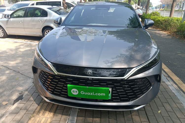 Used BYD Qin L 2025 DM-i Smart Drive 120KM Leading Model
