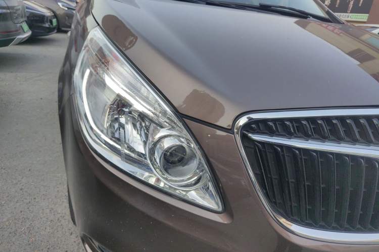 Used Buick GL8 2018 28T Luxury Model China VI Standard Right Front Headlight