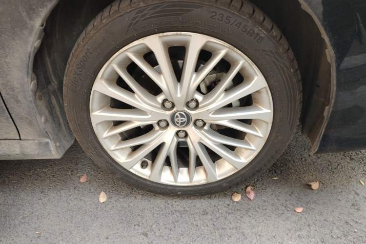 Used Toyota Camry 2019 2.5G Luxury Edition China VI Standard