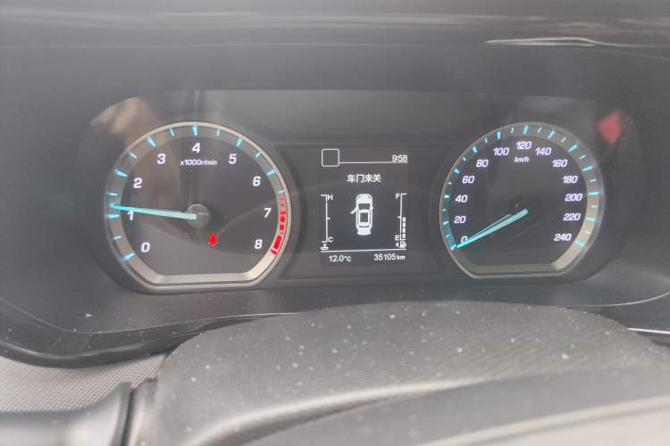 Used Oshan X5 2021 Revised Version 1.6L Manual Luxury Edition
