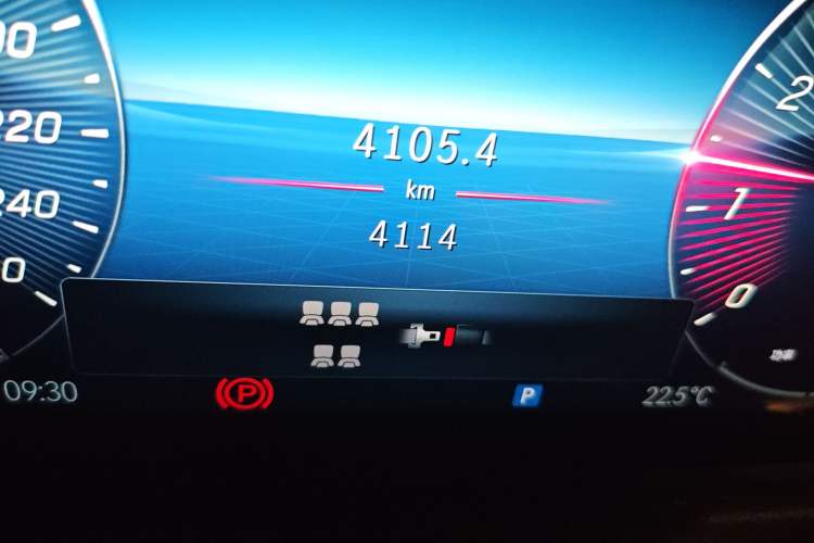 Used Mercedes-Benz GLB 2025 GLB 220 4MATIC