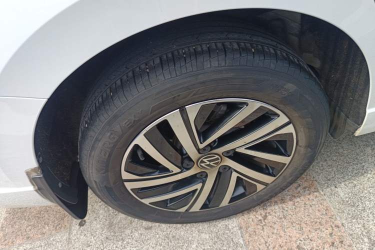 Used Volkswagen Lavida 2022 1.5L Automatic Comfort Edition
