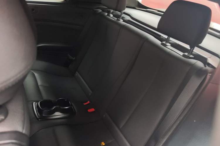 Used BMW 2 Series 2015 220i Convertible Coupe Leading Model
