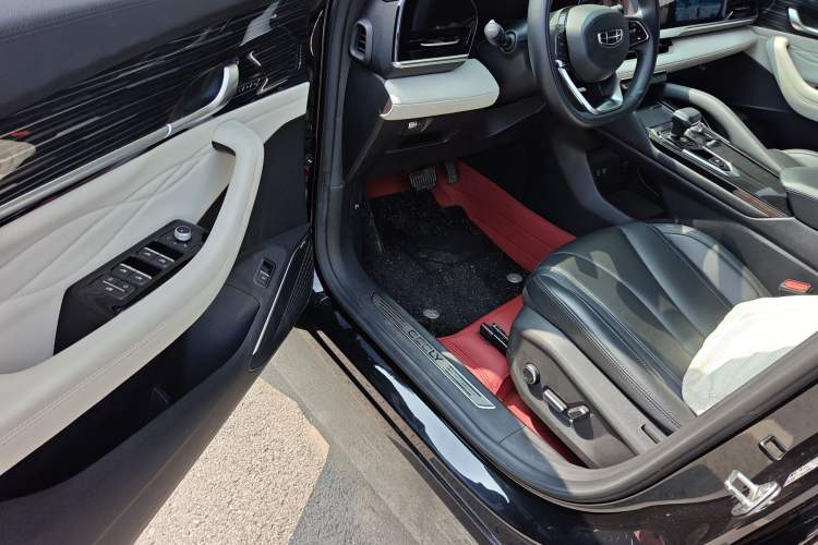 Used Geely Auto Monjaro L 2023 2.0TD High-Power Automatic Two-Wheel Drive Flagship Version
