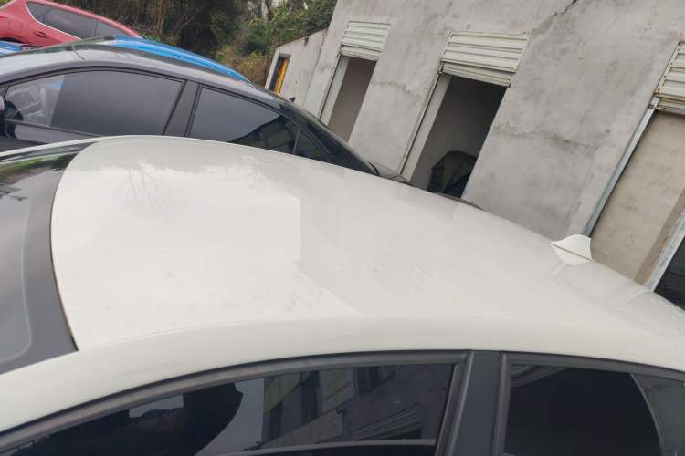 Used Volkswagen Polo 2016 1.4L Manual Fashion Model
