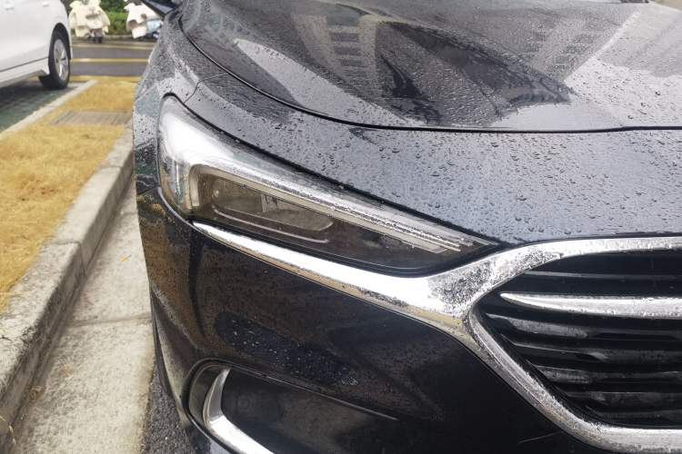 Used Buick LaCrosse 2020 652T Luxury Version Right Front Headlight