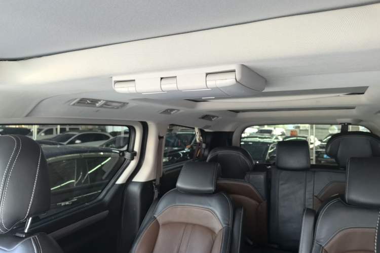 Used SAIC MAXUS G10 2014 2.0T Automatic Executive Edition