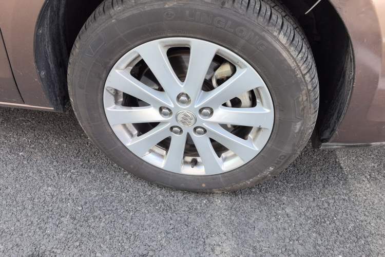 Used Buick GL8 2018 28T Comfort Model China VI Standard