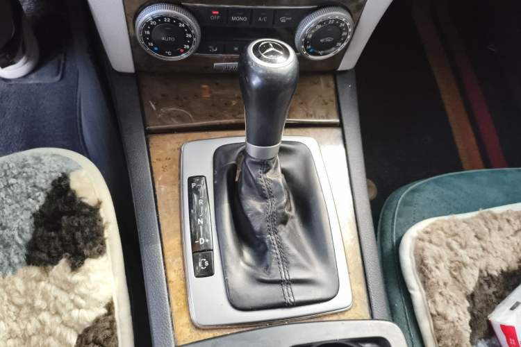 Used Mercedes-Benz C-Class 2010 C 200 CGI Fashion Model
