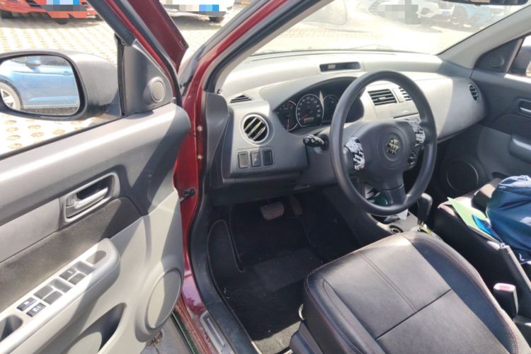 Used Suzuki Swift 2013 1.5L Automatic Standard Edition Driver Seat