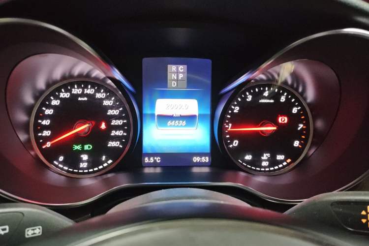 Used Mercedes-Benz V-Class 2022 V 260 Avantgarde Edition Instrument Cluster