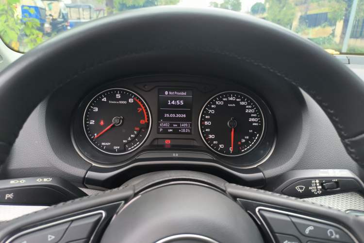 Used Audi Q2L 2021 35 TFSI Progressive Dynamic Edition
