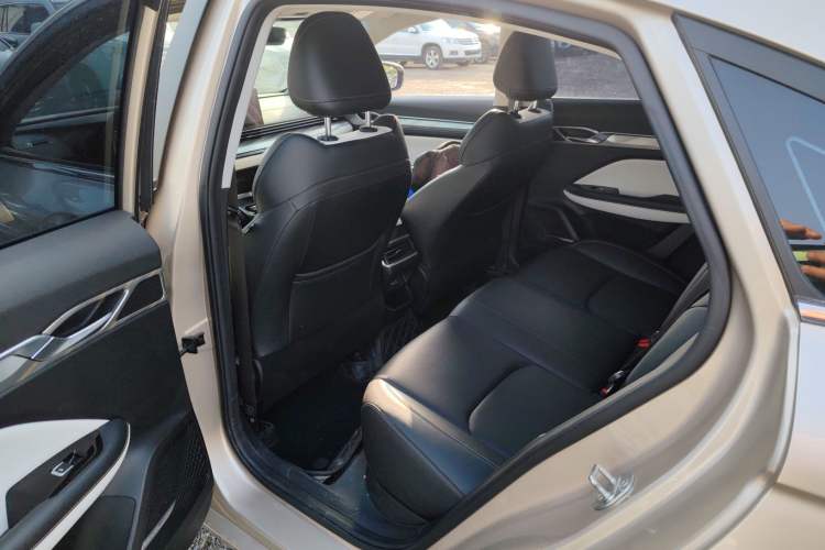 Used Geely Auto Emgrand L 2022 1.4T CVT Flagship Edition
