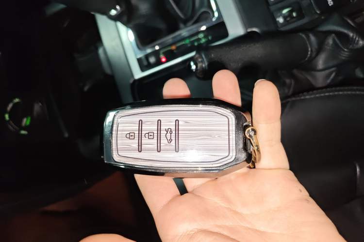 Used Toyota Prado 2016 2.7L Automatic Standard Edition Vehicle Key