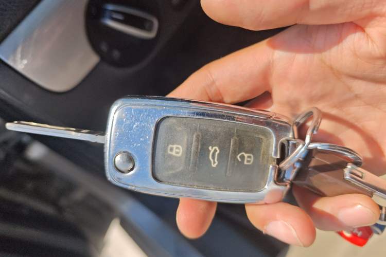 Used Volkswagen Sagitar 2014 1.6L Manual Comfort Model