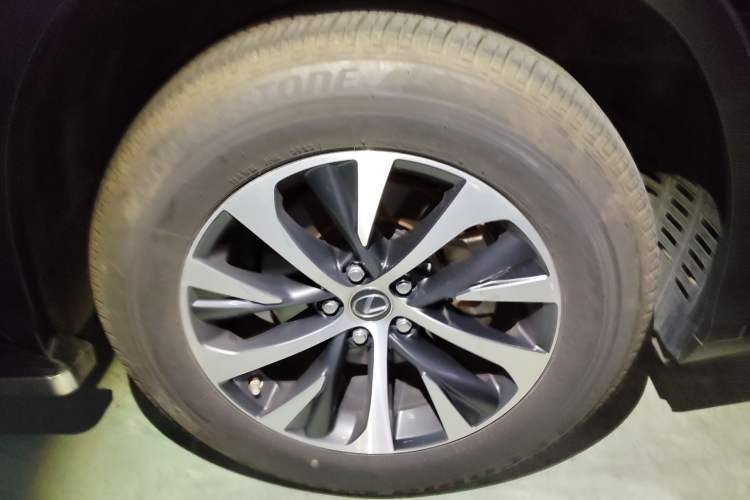 Used Lexus RX 2020 Revised Version 300 Two-Wheel Drive Elite Edition
