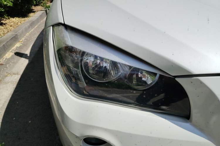 Used BMW X1 2015 sDrive18i Fashion Upgrade Edition Right Front Headlight