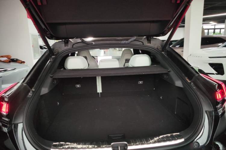 Used Zeekr 001 2024 WE Edition 95 kWh All-Wheel Drive Trunk