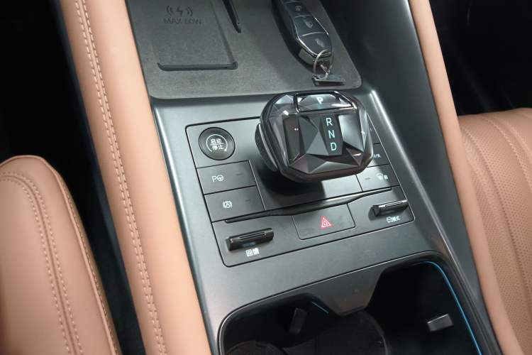 Used BYD Song L EV 2025 Intelligent Driving Version 662 km LiDAR Excellence Edition