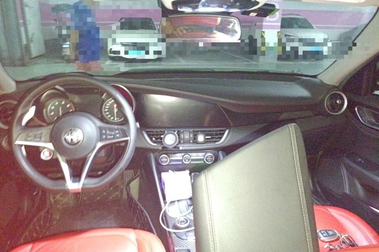 Used Alfa Romeo Giulia 2017 2.0T 280HP Luxury Edition