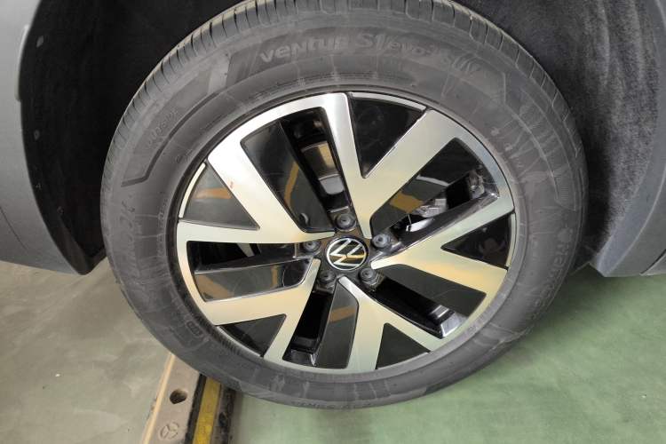 Used Volkswagen Tayron 2023 280TSI Two-Wheel-Drive Luxury Plus Advanced Version