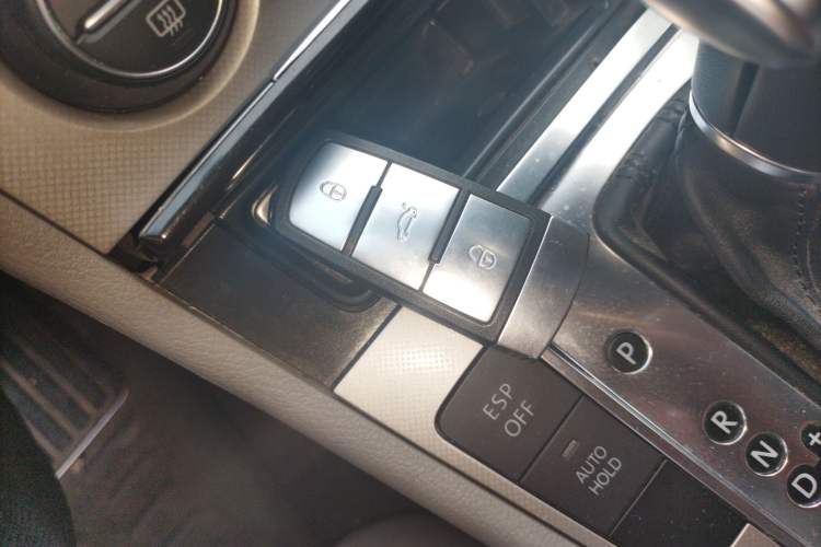 Used Volkswagen Magotan 2011 1.4 TSI Elite Edition

