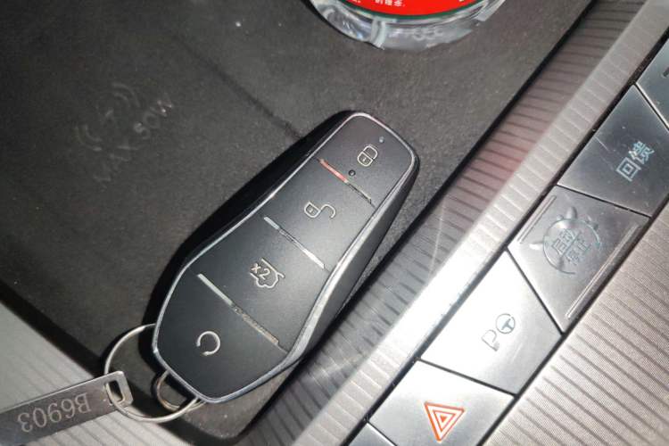 Used BYD Han L 2025 EV Four-Wheel Drive LiDAR Flagship Model Vehicle Key