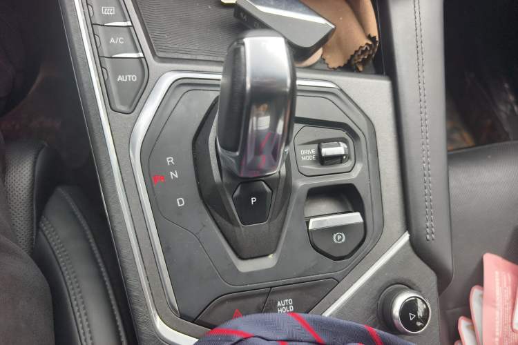 Used Lynk & Co 01 2021 2.0TD Two-Wheel-Drive Pro Trim