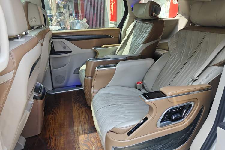 Used Buick GL8 2021 ES Landtrek 653T Comfort Edition
