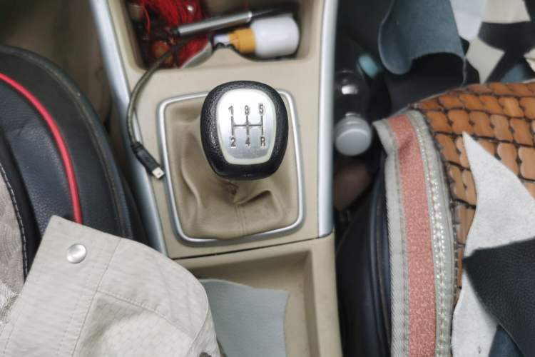 Used BAIC E Series 2012 Hatchback 1.3L Manual Liking Edition
