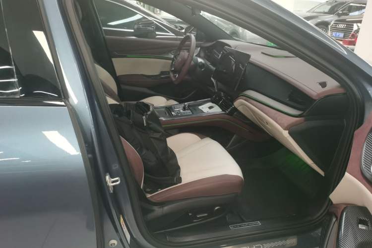 Used BYD Seal 2024 HONOR Edition DM-i 1.5L 121km Prestige Model