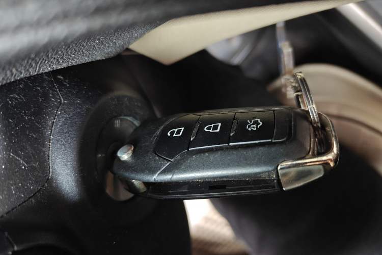 Used Ford Escort 2015 1.5L Manual Fashion Edition