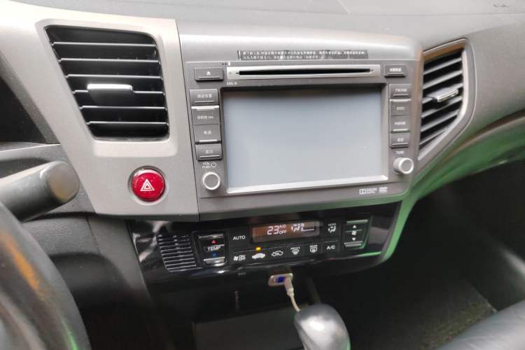 Used Honda Civic 2013 10th Anniversary 1.8L Automatic Luxury Edition
