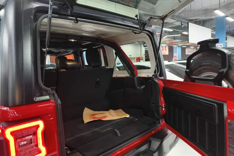 Used Jeep Wrangler New Energy 2021 Four-Door 2.0T 4xe Sahara First Edition