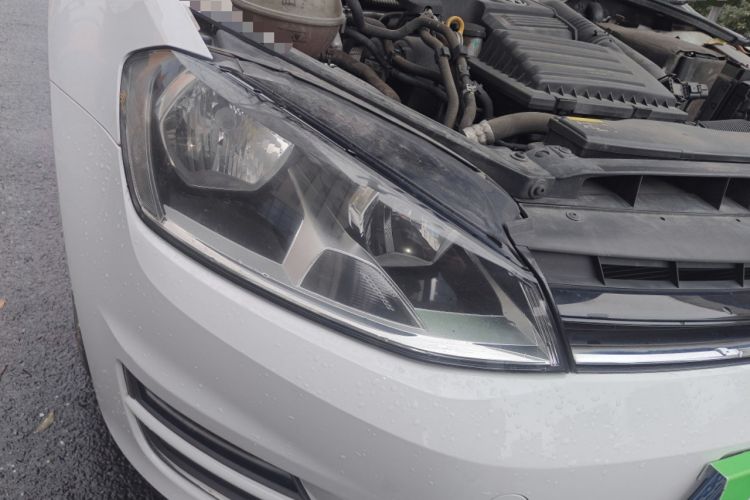 Used Volkswagen Golf 2015 1.4TSI Automatic Luxury Model
